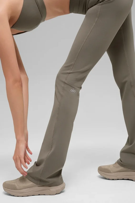 Airbrush High-Waist Bootcut Legging – jasny kolor kakaowy
