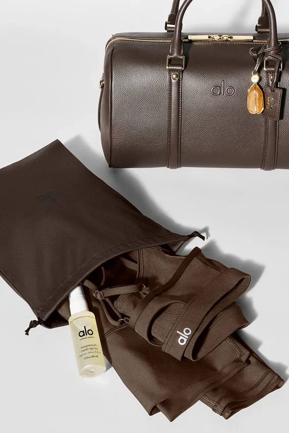 Alo Daily Voyage – skóra w kolorze espresso