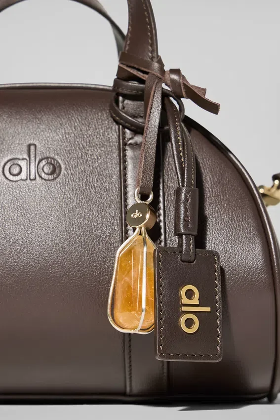 Alo Mini Odyssey – skóra w kolorze espresso