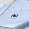 Alo Mini Voyage – jasnoniebieska skóra w stylu Prowansji
