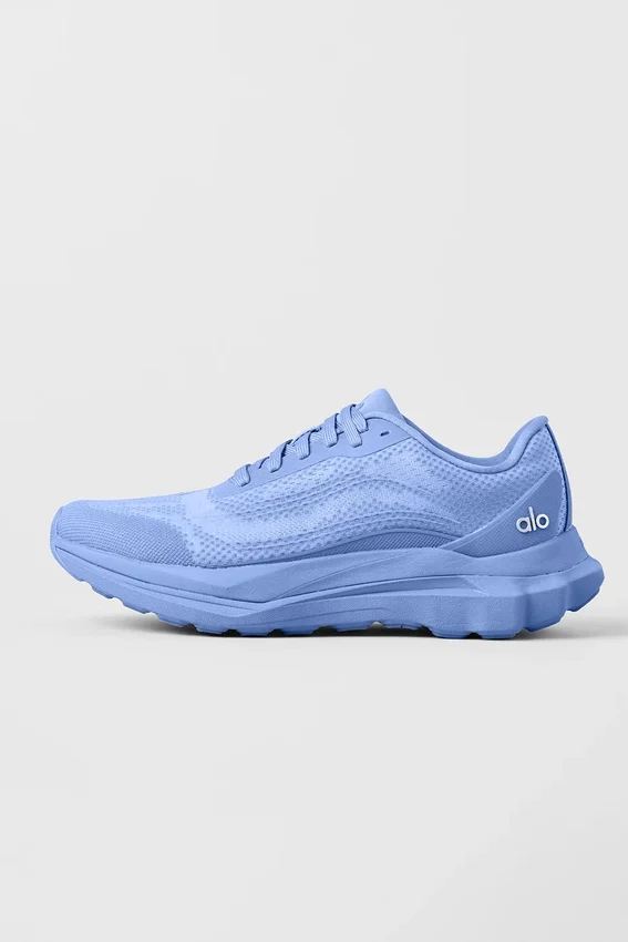Alo Runner – Crystal Clear Blue