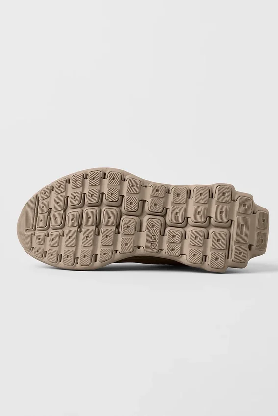 Alo Runner – Gravel