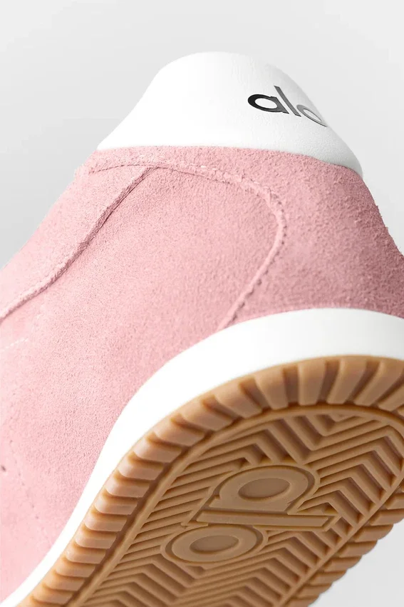 Alo Sunset Sneakersy – Vintage Pink
