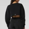 Bardzo krótki sweter – czarny
