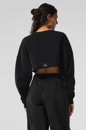 Bardzo krótki sweter – czarny