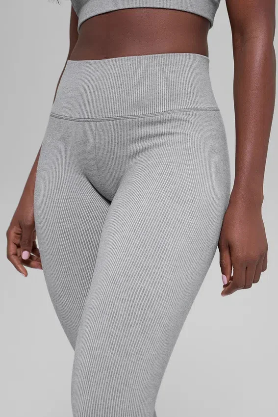 Bezszwowe High-Waist legginsy z dwukolorowego materiału prążkowanego – jasnoszary melanż
