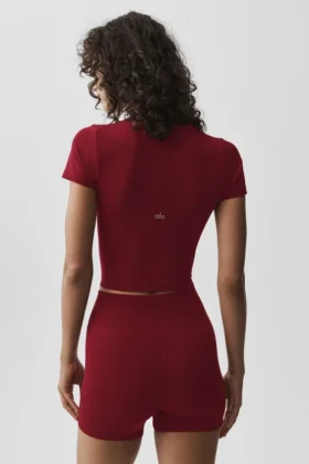 Bezszwowe szorty z modalu z prążkowanym wzorem i krótkim rękawem – kolor Summer Romance Red