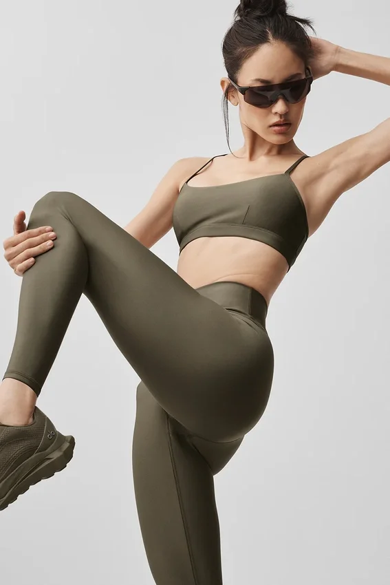 Biustonosz Airlift Intrigue – Olive Tree