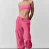 Spodnie cargo Megastar z niskim stanem – kolor Paradise Pink