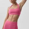 Biustonosz typu halter Alo Softsculpt Feel the Heat – kolor Paradise Pink