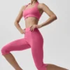 Biustonosz typu halter Alo Softsculpt Feel the Heat – kolor Paradise Pink