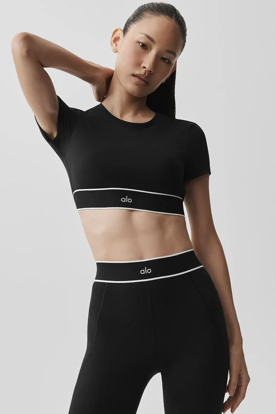 Biustonosz z krótkim rękawem Alo Softsculpt Amp It up – czarny