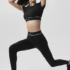 Biustonosz z krótkim rękawem Alo Softsculpt Amp It up – czarny