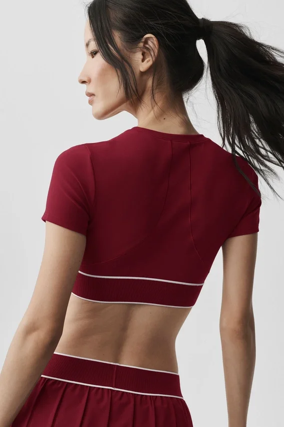 Biustonosz z krótkim rękawem Alo Softsculpt Amp It up – Summer Romance Red