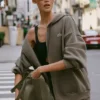 Bluza z kapturem Accolade z zamkiem na całej długości – Olive Tree