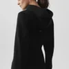 Bluza z kapturem i zamkiem „Sweet Escape” – czarna