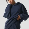 Bluza z kapturem „Make Waves” – granatowy odcień
