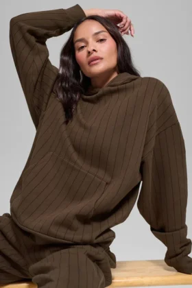 Bluza z kapturem w prążki – prążki w kolorze espresso