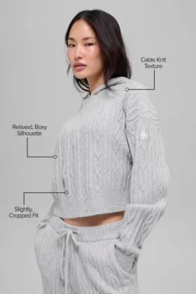 Bluza z kapturem „Winter Bliss” z dzianiny warkoczowej – szary melanż