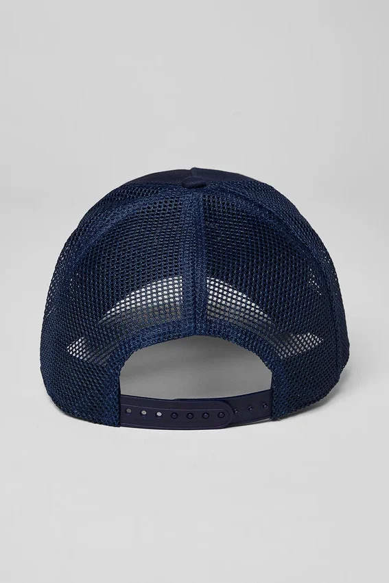 Czapka typu trucker District – granatowa