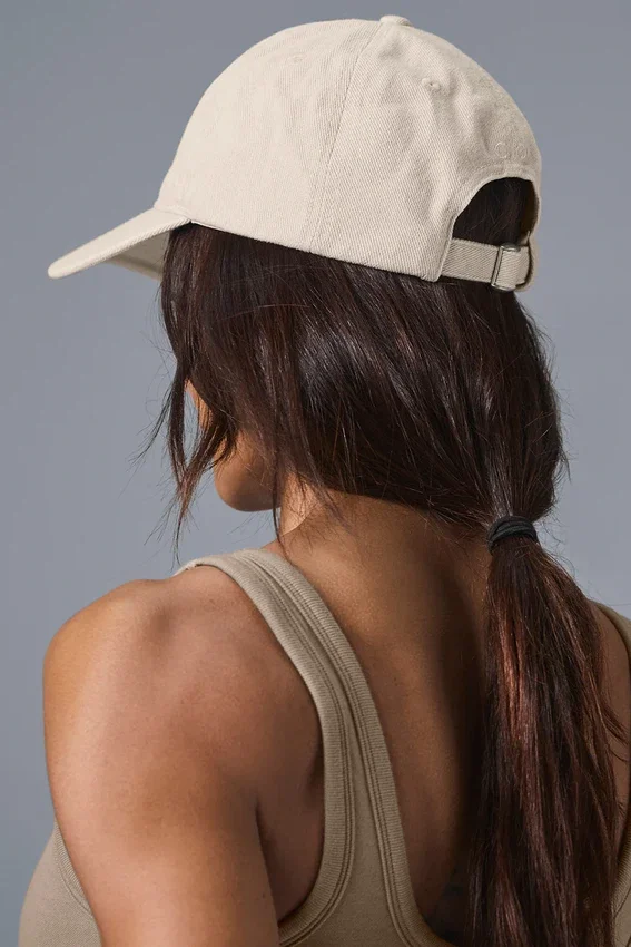 Czapka typu „Washed Off-Duty” – Sand Dollar