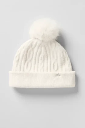 Czapka zimowa Winter Bliss z dzianiny warkoczowej – kolor kości słoniowej