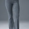 Dżinsowe spodnie z dzianiny High-Waist z rozszerzanymi nogawkami – stalowy szary/antracyt
