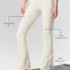 High-Waist Airbrush 7/8 Bootcut Legginsy – kolor kości słoniowej