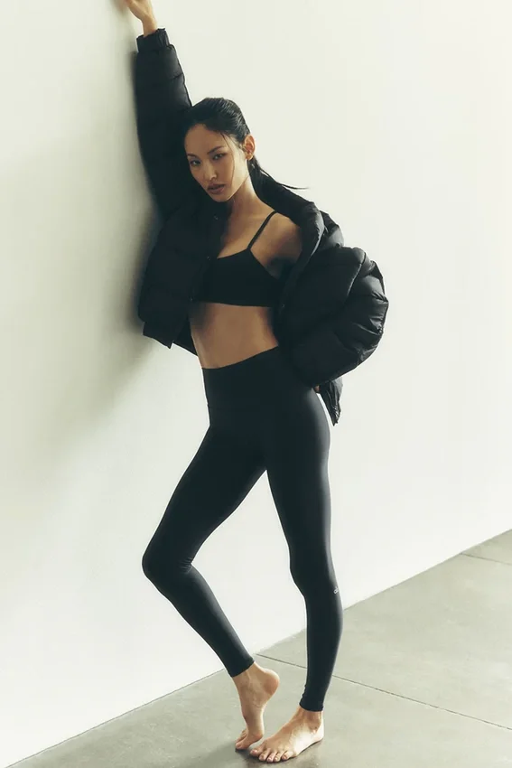 High-Waist Airlift Legging – czarne