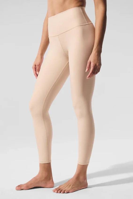 High-Waist Airlift Legging – kolor orzech makadamia