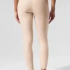 High-Waist Airlift Legging – kolor orzech makadamia