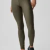 High-Waist Airlift Legging – oliwkowe drzewo