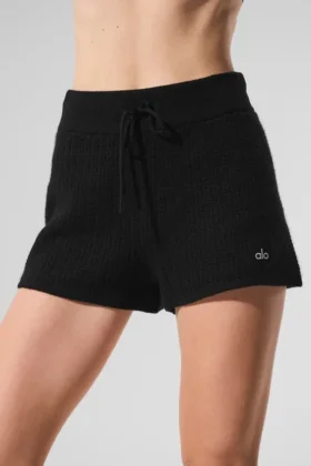 High-Waist kaszmirowe szorty o puszystej fakturze waflowej – czarne