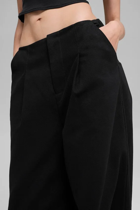 High-Waist Main Character Wide Leg Trouser – czarne