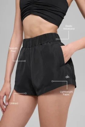 High-Waist Socialite Szorty – czarne
