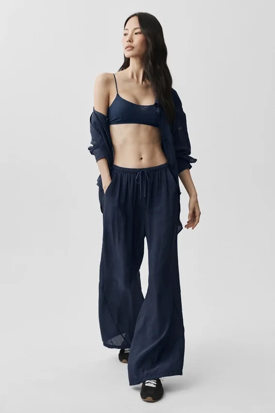 High-Waist spodnie z prostymi nogawkami z kolekcji „Golden Hour” – granatowe