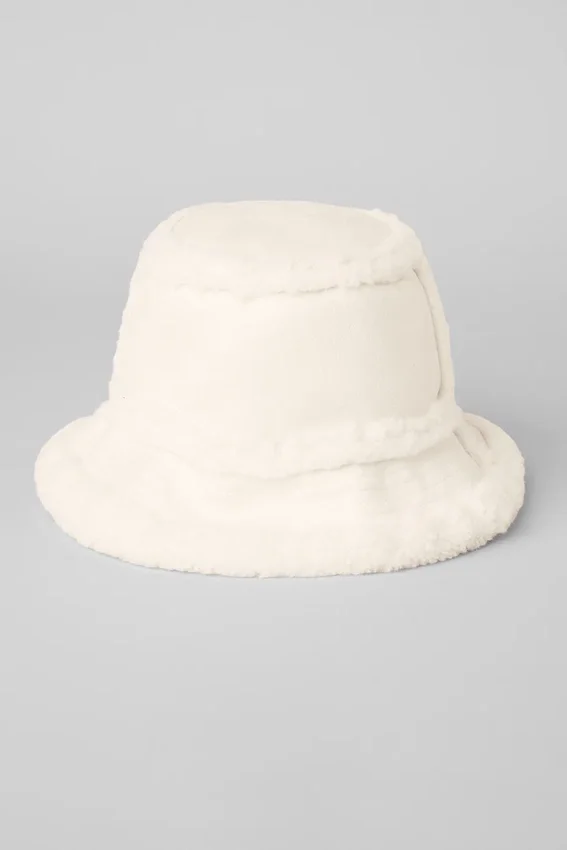 Kapelusz typu bucket Winterfun – kolor kości słoniowej