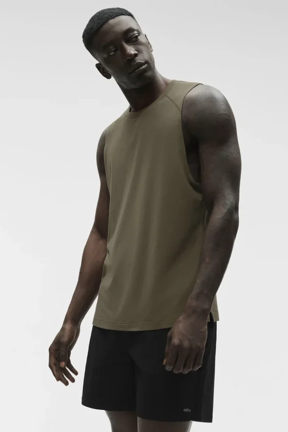 Koszulka bez rękawów Alo Vapor Muscle Tank – Olive Tree