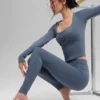 Koszulka z długim rękawem Alo Softsculpt Precision – kolor Bluestone