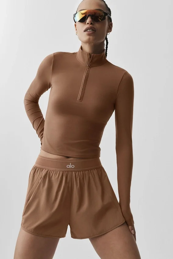 Koszulka z długim rękawem Alo Softsculpt Precision z zamkiem 1/4 – brązowa „Sun Kissed”