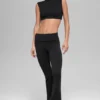 Koszulka z krótkim rękawem Alo Softsculpt Capped out – czarna