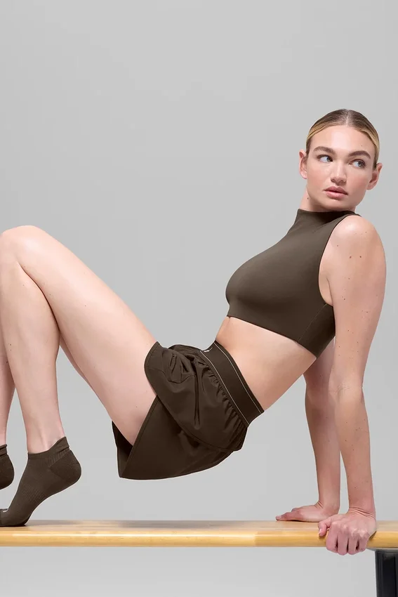 Koszulka z krótkim rękawem Alo Softsculpt Capped out – Espresso