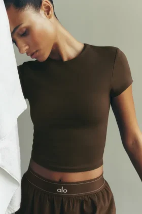 Koszulka z krótkim rękawem Alo Softsculpt Precision – Espresso