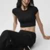Koszulka z krótkim rękawem Alosoft Crop Finesse – czarna