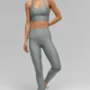 Koszulka z wbudowanym biustonoszem Airlift Super Sleek – Lunar Grey
