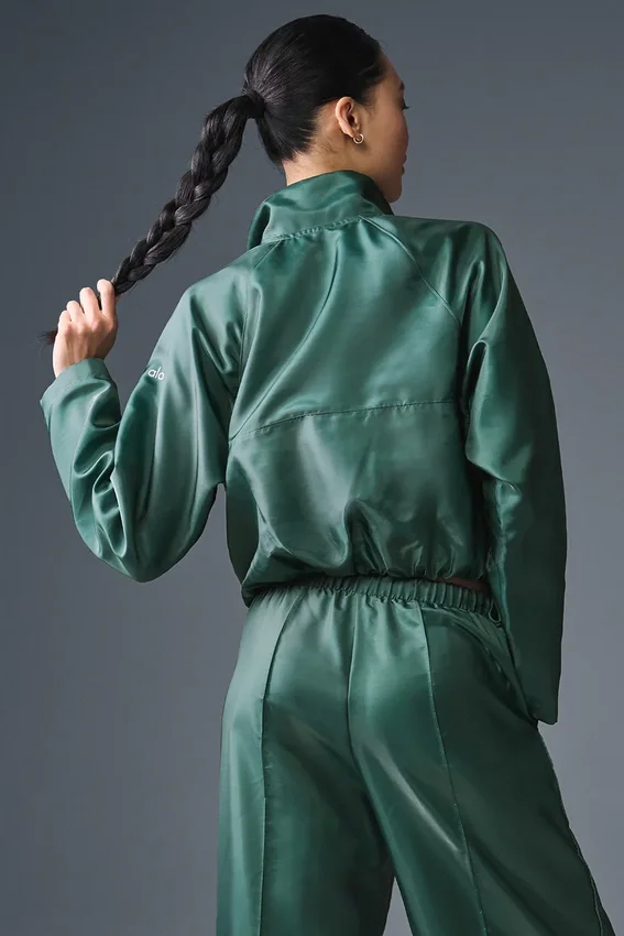 Krótki sweter Afterglow – kolor Winter Ivy