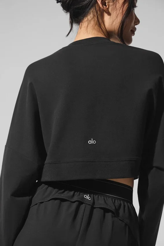 Krótki sweter z okrągłym dekoltem Sway – czarny