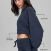 Krótki sweter z okrągłym dekoltem Sway – granatowy