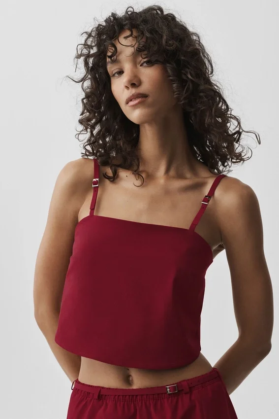 Krótki top na ramiączkach Connection – Summer Romance Red