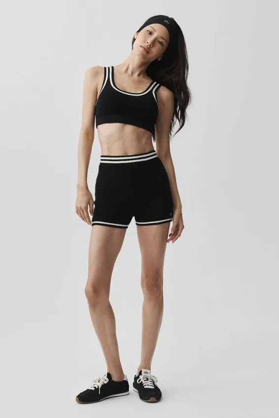 Krótkie szorty Tennis Club Sweater Knit Hot — czarne/kość słoniowa